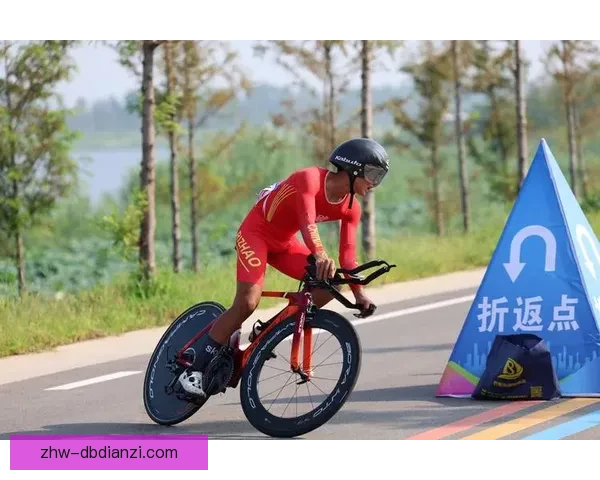 最后一刻的风暴：自行车比赛决赛惊险收官